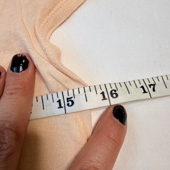 Gap Peach V-Neck Short Sleeve T-Shirt 100% Rayon Womens Size S - Picture 8 of 9